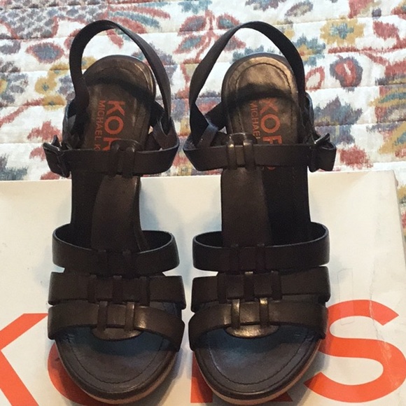 Michael Kors Heels - Picture 2 of 4